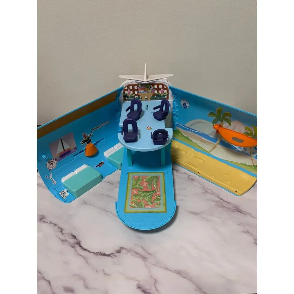 Bluey 3-in-1 Transforming Plane Figure Playset Airplane Boat Resort